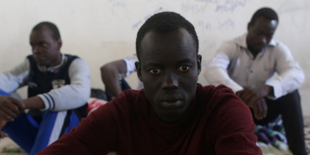 Des migrants dans un centre de détention à Benghazi en Libye, 9 octobre 2017. REUTERS/Esam Omran Al-Fetori
