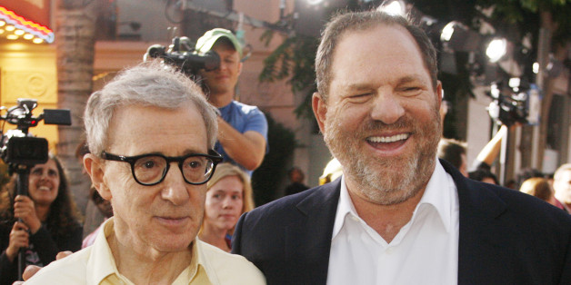 Woody Allen, director of the new film "Vicky Cristina Barcelona", poses with Harvey Weinstein, co-chairman of The Weinstein Co., at the film's premiere in Los Angeles August 4, 2008. REUTERS/Fred Prouser (UNITED STATES)