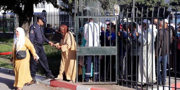 Moroccan police inspect relatives of the leaders of Morocco's Hirak protest movement, as they arrive to attend the trial in Casablanca, Morocco September 12, 2017. REUTERS/Youssef Boudlal