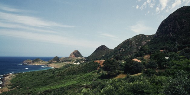 ALGERIA - JUNE 15: The Corniche Jijelienne, Jijel Province, Algeria. (Photo by DeAgostini/Getty Images)