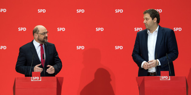 Schulz spricht über die "junge, weibliche" SPD -- und offenbart, wie schlecht seine Partei aufgestellt ist