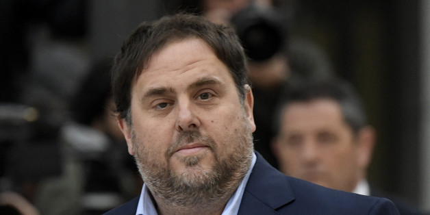 Catalan deposed regional vice president Oriol Junqueras arrives at the National Court in Madrid on November 2, 2017 to be questioned over his efforts to spearhead Catalonia's independence drive.Spain is set for another day of high drama in the Catalonia crisis with a judge in Madrid to grill the deposed leaders of the region's separatist government. / AFP PHOTO / GABRIEL BOUYS (Photo credit should read GABRIEL BOUYS/AFP/Getty Images)