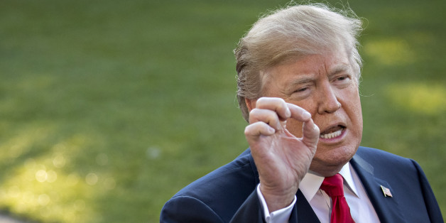 U.S. President Donald Trump speaks to members of the media before boarding Marine One on the South Lawn of the White House in Washington, D.C., U.S., on Friday, Nov. 3, 2017. Trump said this morning he doesn't remember much about a March 2016 meeting in which a campaign foreign policy adviser raised the idea of seeking meetings with Russian officials and then continued contacts with Russian intermediaries. Photographer: Andrew Harrer/Bloomberg via Getty Images