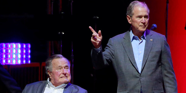 Five former U.S. presidents, Jimmy Carter, George H.W. Bush, Bill Clinton, George W. Bush, and Barack Obama attend a concert at Texas A&M University benefiting hurricane relief efforts in College Station, Texas, U.S., October 21, 2017. REUTERS/Richard Carson