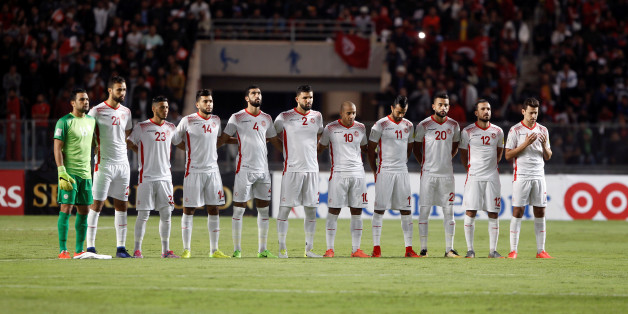 Soccer Football - 2018 World Cup Qualifications - Africa - Tunisia v Libya - Rades Olympic Stadium, Rades, Tunisia - November 11, 2017 - Tunisian players line up before the match. REUTERS/Zoubeir Souissi
