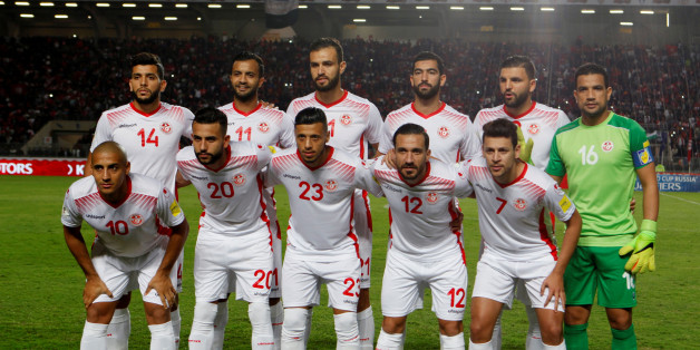 Soccer Football - 2018 World Cup Qualifications - Africa - Tunisia v Libya - Rades Olympic Stadium, Rades, Tunisia - November 11, 2017 Tunisia players pose for a team photo . REUTERS/Zoubeir Souissi