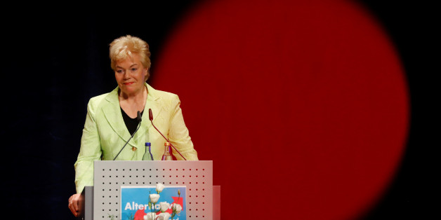Erika Steinbach empört sich über Lindt Schoko-Weihnachtsmänner – doch macht einen peinlichen Fehler