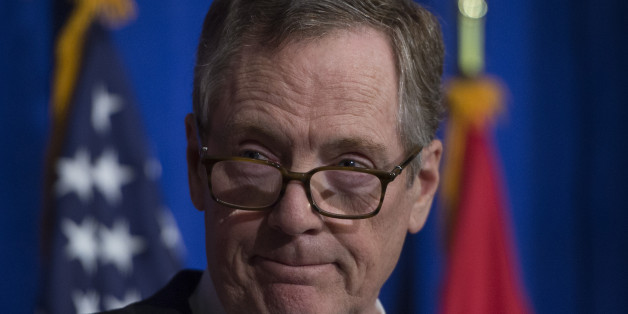 US Trade Representative Robert Lighthizer looks on during a press conference at the conclusion of the fourth round of negotiations for a new North American Free Trade Agreement (NAFTA) at the General Services Administration headquarters in Washington, DC on October 17, 2017. / AFP PHOTO / ANDREW CABALLERO-REYNOLDS (Photo credit should read ANDREW CABALLERO-REYNOLDS/AFP/Getty Images)