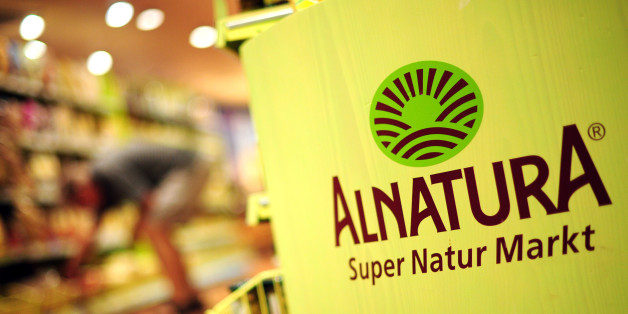 Wer Chips von Alnatura daheim hat, sollte sich die Packung noch einmal genauer ansehen. Der Bio-Lebensmittelhändler hat sechs Sorten der Marke Trafo aus dem Handel zurückgerufen.