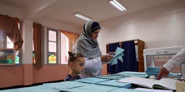 Algerian vote in a polling station during local elections in Algiers, Algeria, on November 23, 2017. Nearly 23 million Algerian voters are called to the polls to choose their representatives. (Photo by Billal Bensalem/NurPhoto via Getty Images)