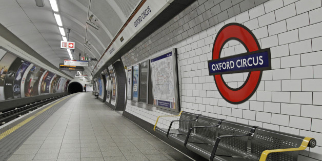 An empty Bakerloo line platform is seen at Oxford Circus station, in central London December 26, 2010. Strike action by train drivers caused disruption and closures to London's Tube network on Boxing Day. REUTERS/Luke MacGregor (BRITAIN - Tags: BUSINESS EMPLOYMENT TRANSPORT)