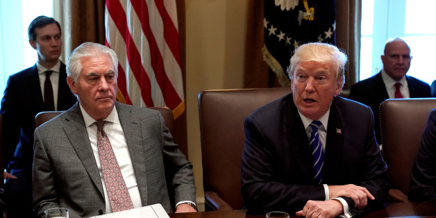 EIL: Medienbericht: US-Präsident Trump will Außenminister Tillerson loswerden - Nachfolger soll bereitstehen