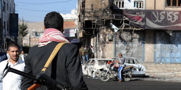 SANAA, YEMEN - DECEMBER 05: Houthis patrol around after clashes between Houthis and Former Yemeni President Ali Abdullah Saleh's supporters in Sanaa, Yemen on December 5, 2017. Former Yemeni President Ali Abdullah Saleh was killed on Monday by Houthi militiamen. (Photo by Mohammed Hamoud/Anadolu Agency/Getty Images)