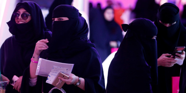 Saudi women take part in Glowork exhibition in Riyadh, Saudi Arabia September 28, 2017. Picture taken September 28, 2017. REUTERS/Faisal Al Nasser
