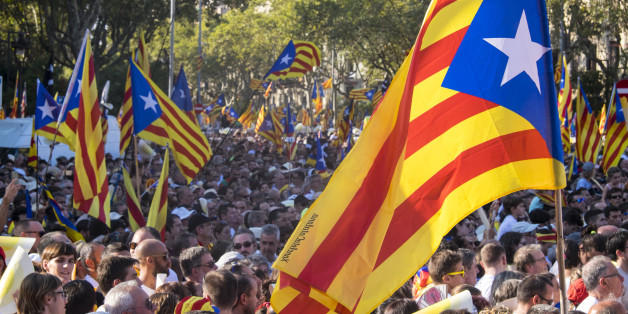 The National Day of Catalonia or La Diada Nacional de Catalunya is celebrated every September 11th, a historic date in the Catalan calendar. The day commemorates the 14 month Siege of Barcelona, and when on the 11th September 1714, Catalan troops were forced to surrender to the Castilian forces of France and Philip V of Spain. It was unfortunately all pretty much downhill from there for the next 250 years. All institutions of Catalonia were destroyed and they became part of the Spanish kingdom.M