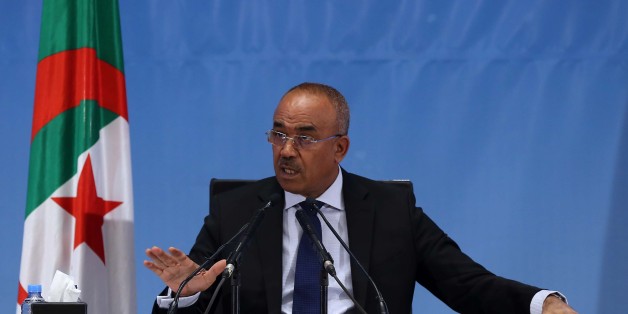 Minister of the Interior Noureddine Bedoui presents the official results of the local elections at the CIC conference center in Algiers on November 24th, 2017 during a press conference (Photo by Billal Bensalem/NurPhoto via Getty Images)