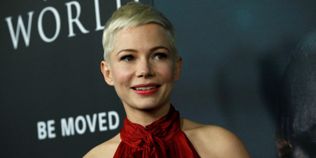 Cast member Michelle Williams poses at the premiere for "All the Money in the World" in Beverly Hills, California, U.S., December 18, 2017. REUTERS/Mario Anzuoni