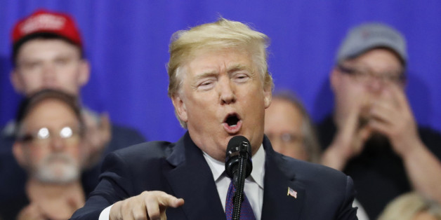 U.S. President Donald Trump delivers a speech on tax reform after touring Sheffer Corporation in Blue Ash outside Cincinnati, Ohio February 5, 2018. REUTERS/Jonathan Ernst