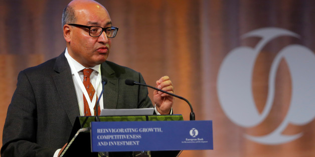 Suma Chakrabarti, President of the European Bank for Reconstruction and Development (EBRD) delivers a speech during their economic conference in Budapest, Hungary, November 10, 2016. REUTERS/Laszlo Balogh
