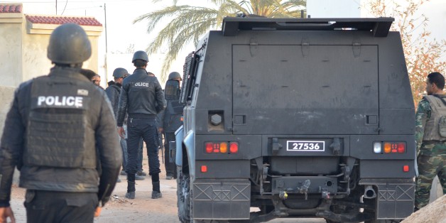 MEDENINE, TUNISIA - MARCH 20: Tunisian security forces stage an operation against a terrorist group in Ben Gardane Town of Medenine Governorate of Tunisia on March 20, 2016. Following terrorist attack, security forces has been conducting operations against terrorist locations and killed 49 terrorist as today. (Photo by Tasnim Nasri /Anadolu Agency/Getty Images)