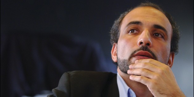 FRANCE - NOVEMBER 14: Press Conference Of Tariq Ramadan During The 'Forum Social Europeen' (European Social Forum) In Paris On November 14, 2003 In Ivry Sur Seine, France. (Photo by Jean-Luc LUYSSEN/Gamma-Rapho via Getty Images)