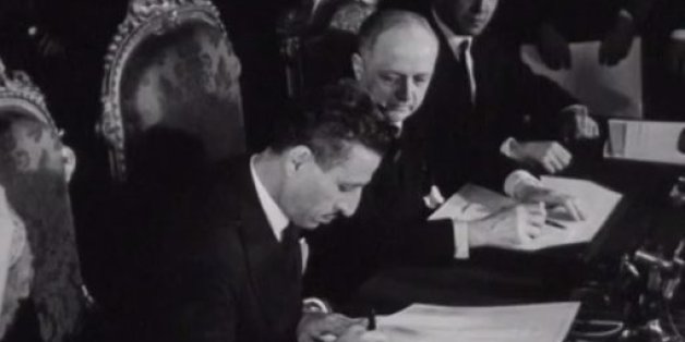 Il y a 62 ans, le Maroc signait son indépendance (VIDÉO)