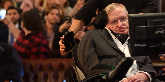 CAMBRIDGE, CAMBRIDGESHIRE - NOVEMBER 21: Professor Stephen Hawking addressing The Cambridge Union on November 21, 2017 in Cambridge, Cambridgeshire. (Photo by Chris Williamson/Getty Images)