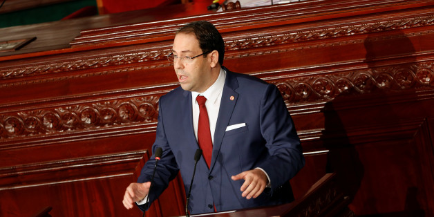 Tunisia's Prime Minister Youssef Chahed speaks at the Assembly of People's Representatives in Tunis,Tunisia November 21, 2017. REUTERS/Zoubeir Souissi