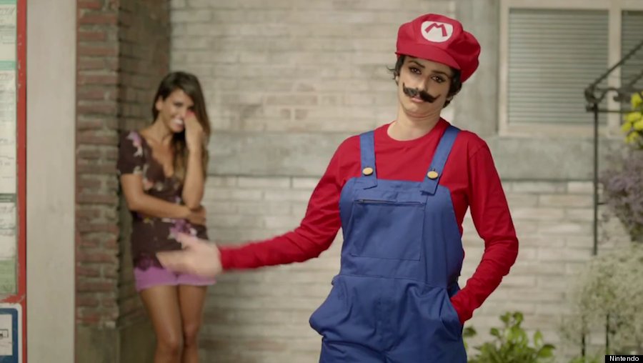 ¿penélope Cruz ¿súper Mario La Actriz Se Pone Bigote En Un Anuncio De Nintendo VÍdeo Fotosemk 6391