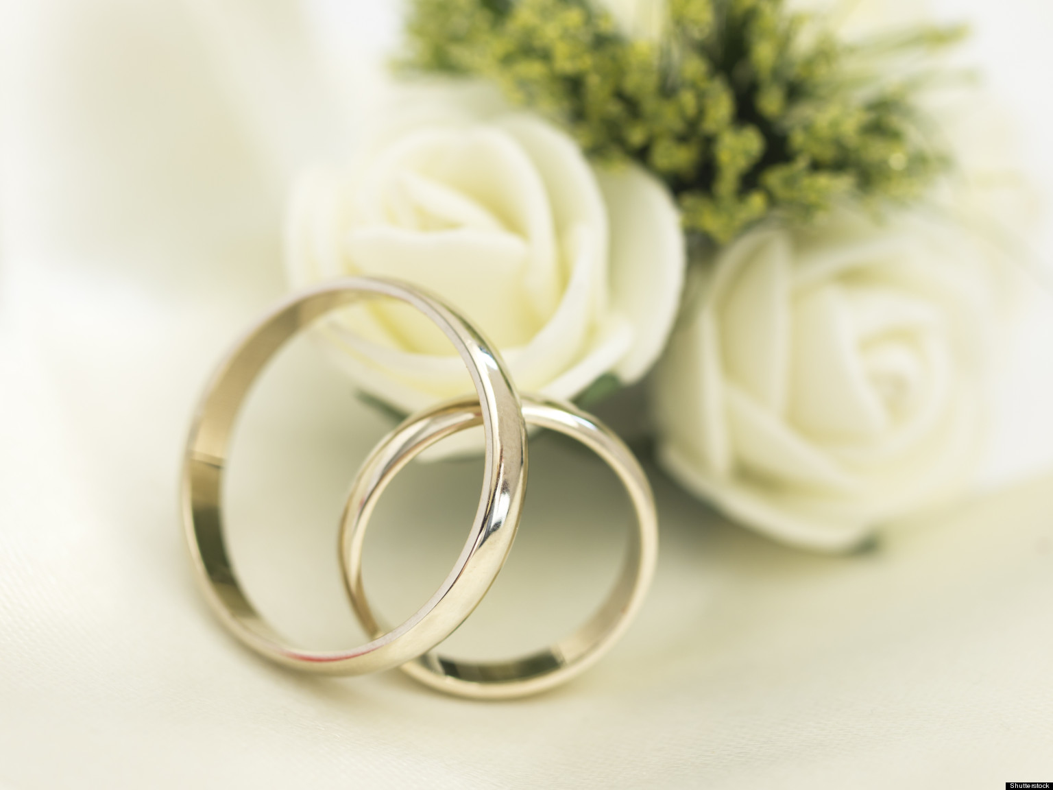 7 Tips For Taking Great Wedding Ring Photos | HuffPost