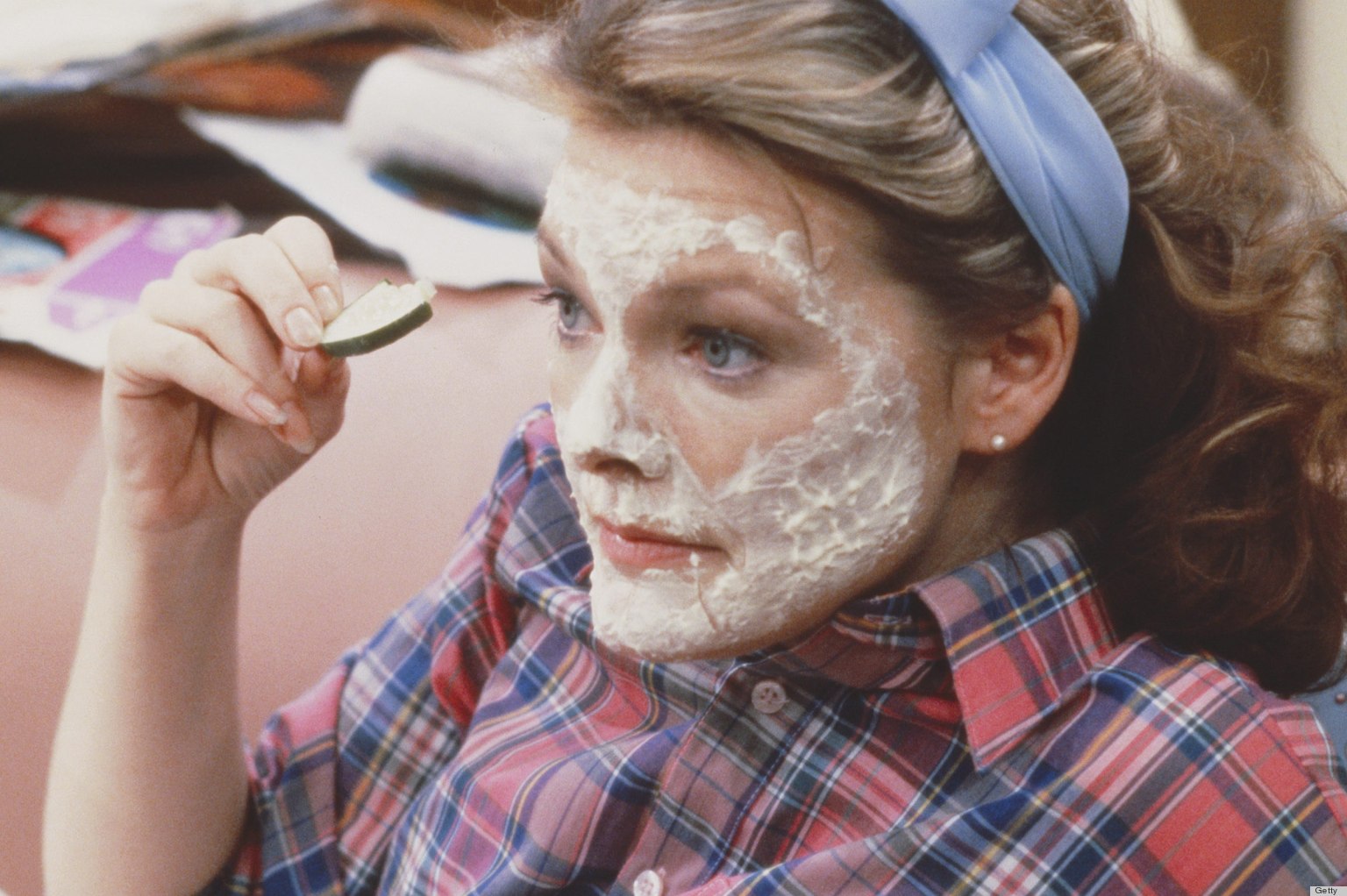 Do Cucumbers Really Help With Puffy Eyes? Pros Weigh In On This Beauty