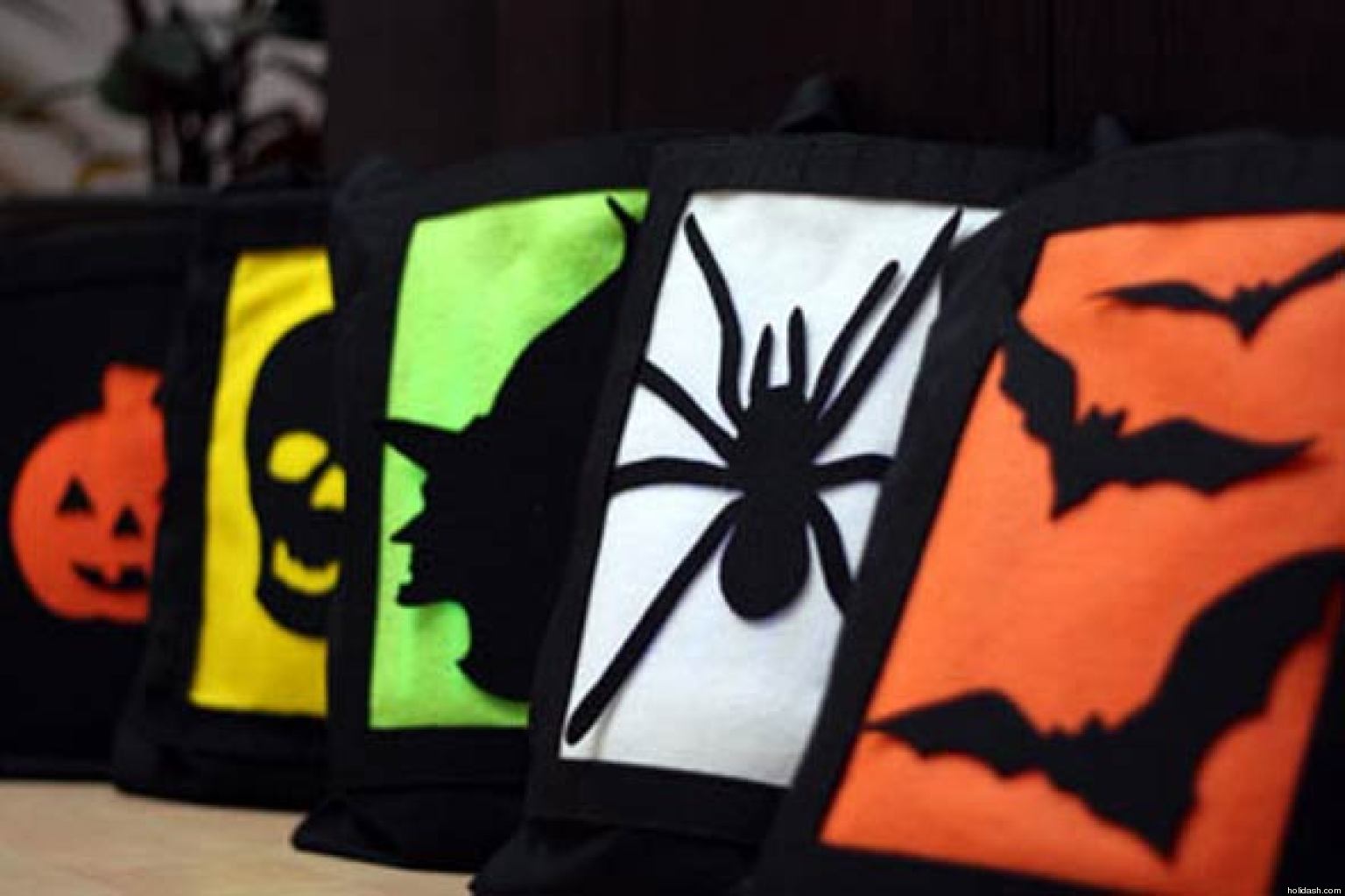 Cute Trick Or Treating Bags For Every Style And Budget Photos Huffpost 4648