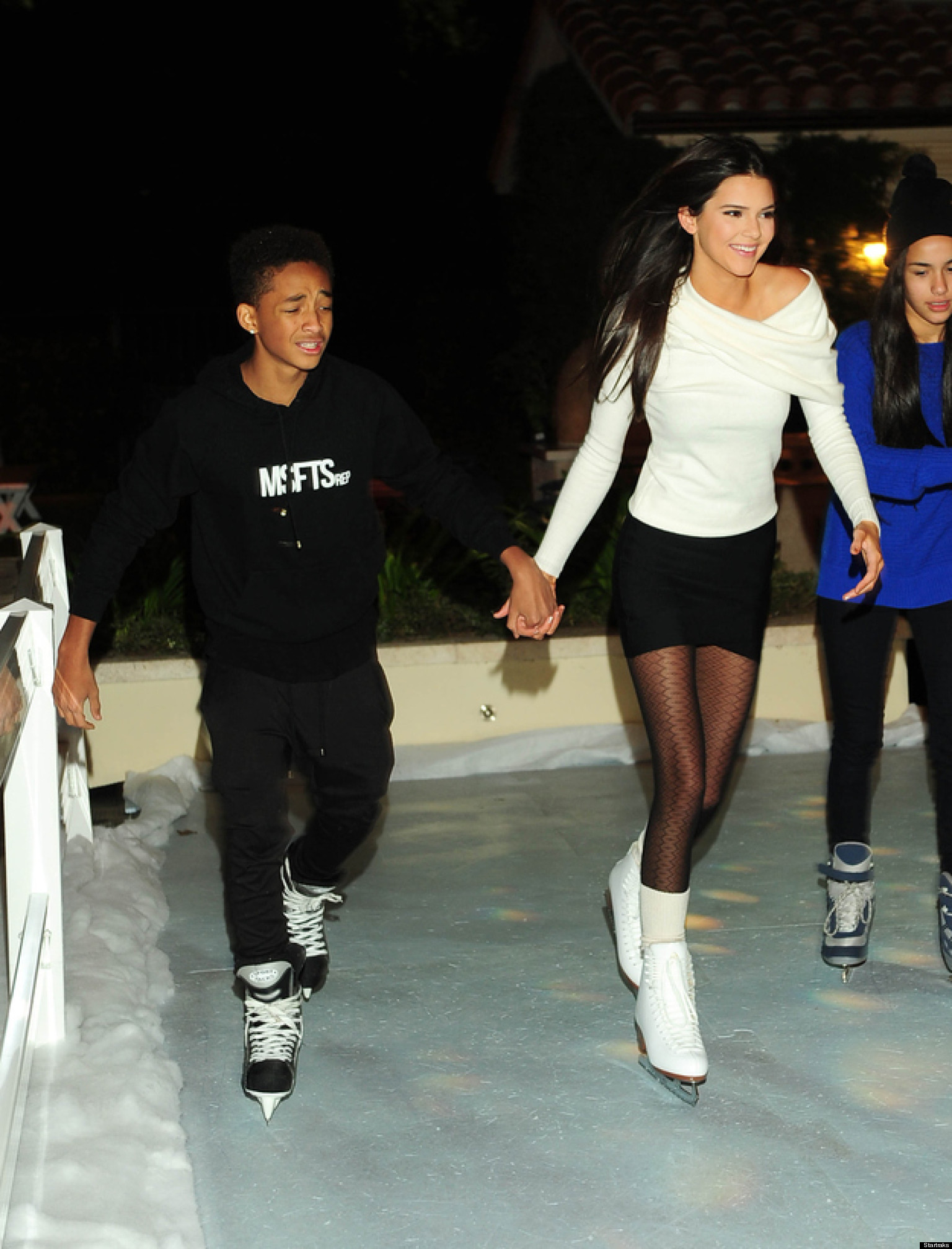 Kendall Jenner, Jaden Smith Hold Hands While Ice Skating (PHOTO) HuffPost