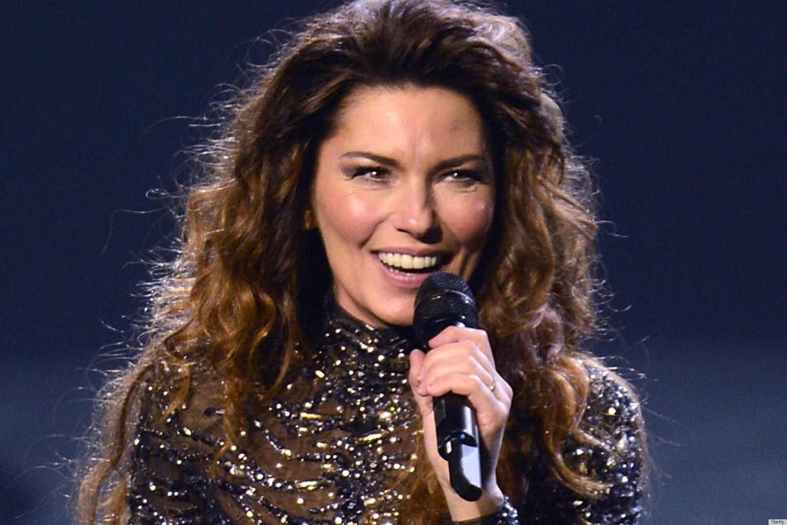 Shania Twain 47 Stuns In A Jeweled Catsuit During First.