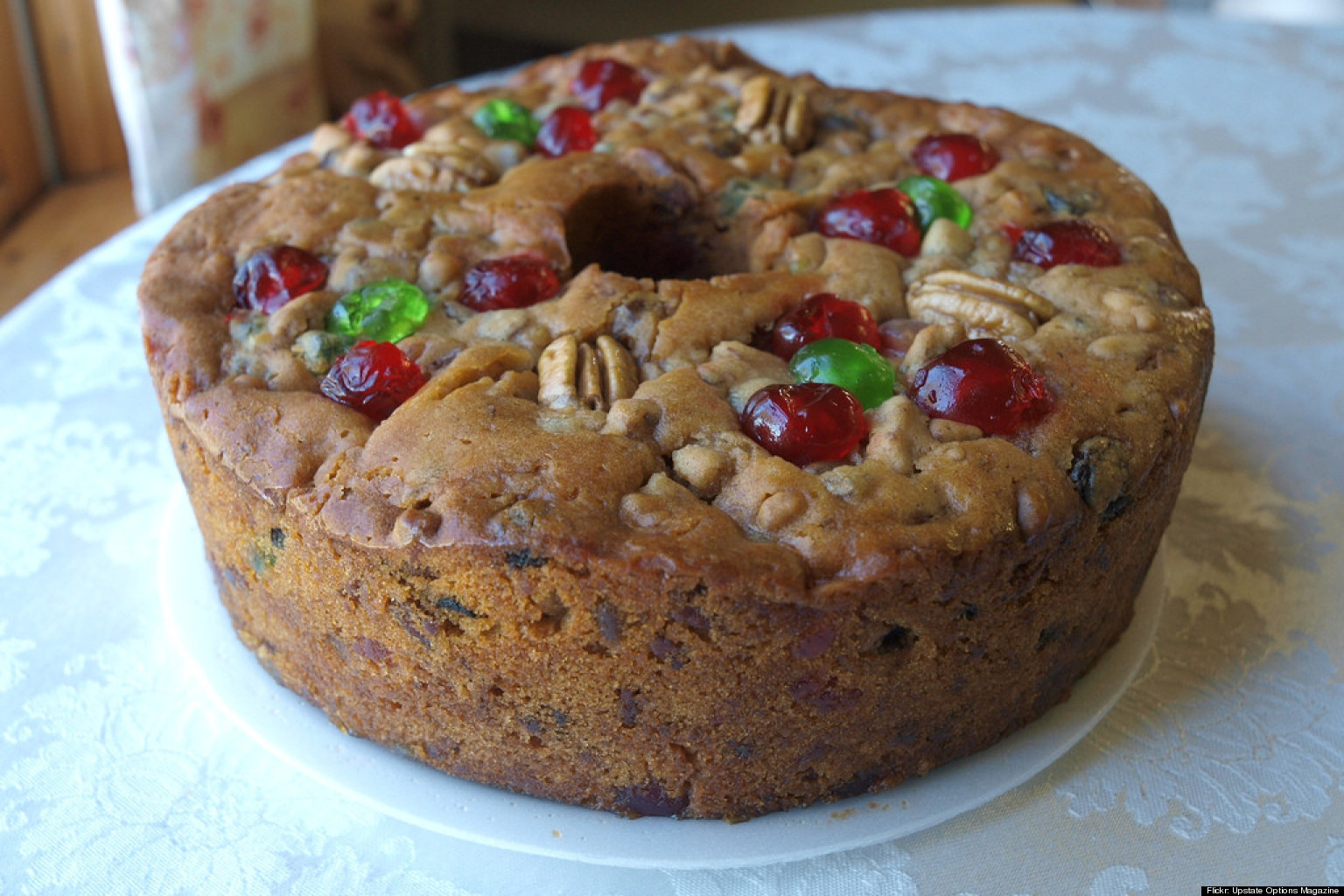 fruit-cake-why-it-tastes-so-bad-huffpost