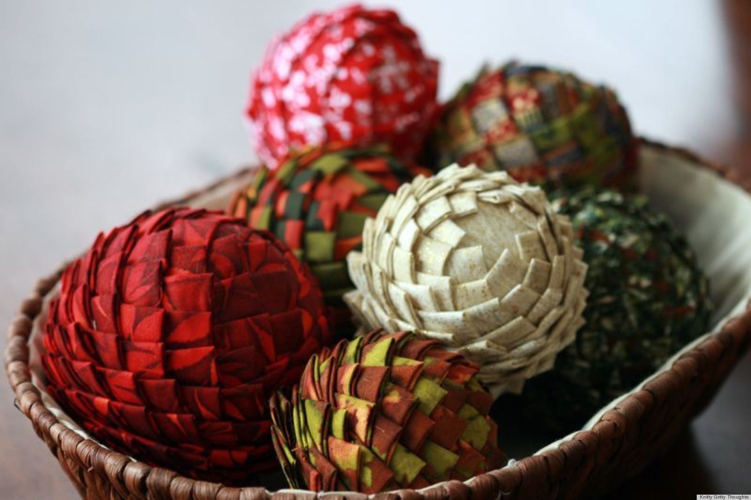 christmas-craft-ideas-fabric-and-styrofoam-pine-cone-vase-fillers