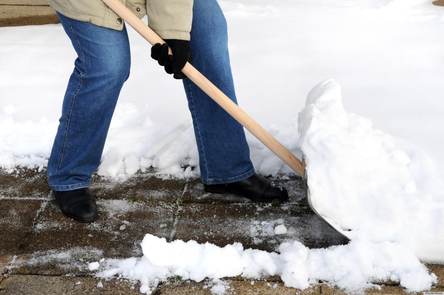 Easiest Way To Shovel Snow Without Killing Your Back HuffPost