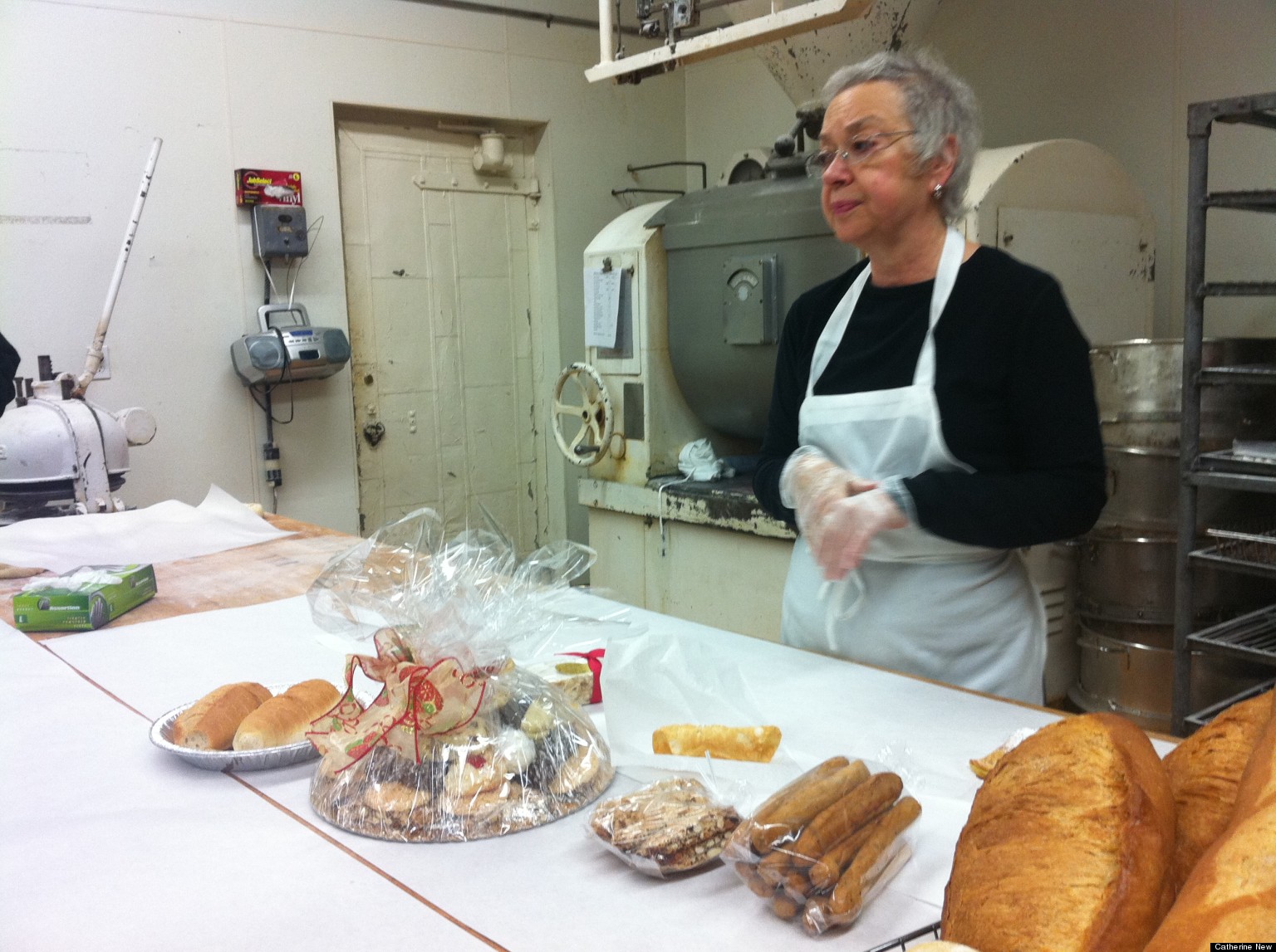 Scialo Brothers Bakery In Providence Is Hiring, But Can't Find Old