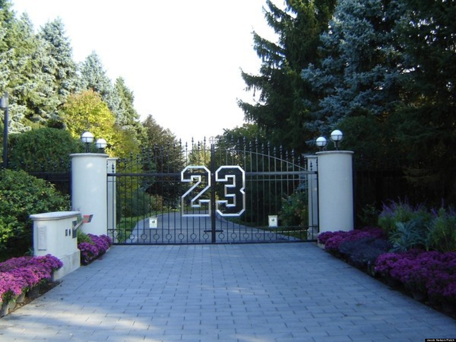 michael jordan house