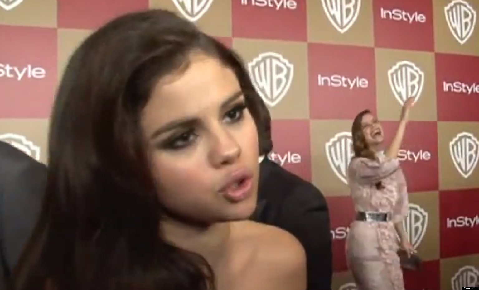 Selena Gomez Drunk Singer Allegedly Sloshed In After Party Interview Video Huffpost