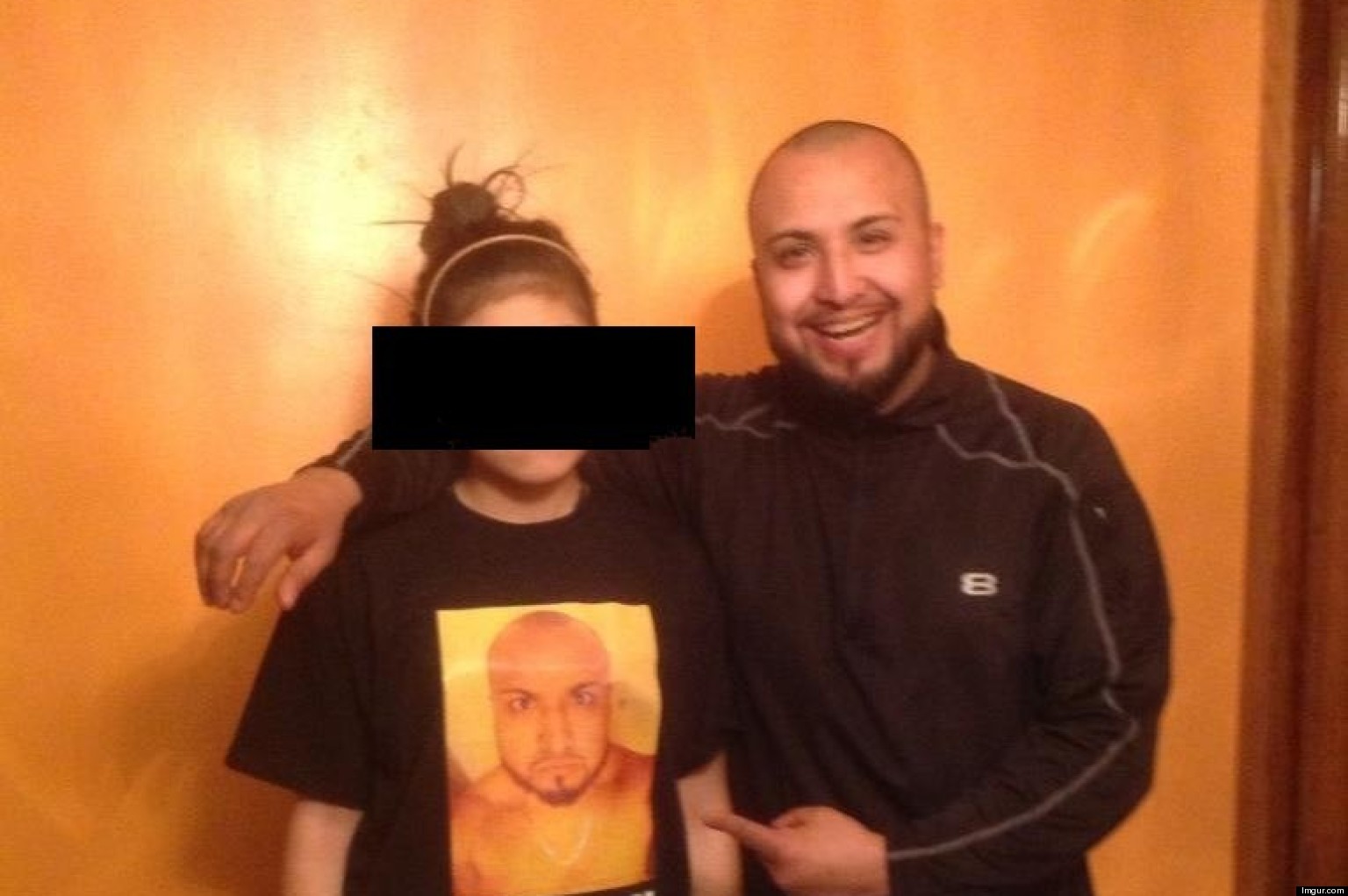 Dad Makes Daughter Wear Embarrassing Shirt To School For Breaking Curfew Photo Huffpost